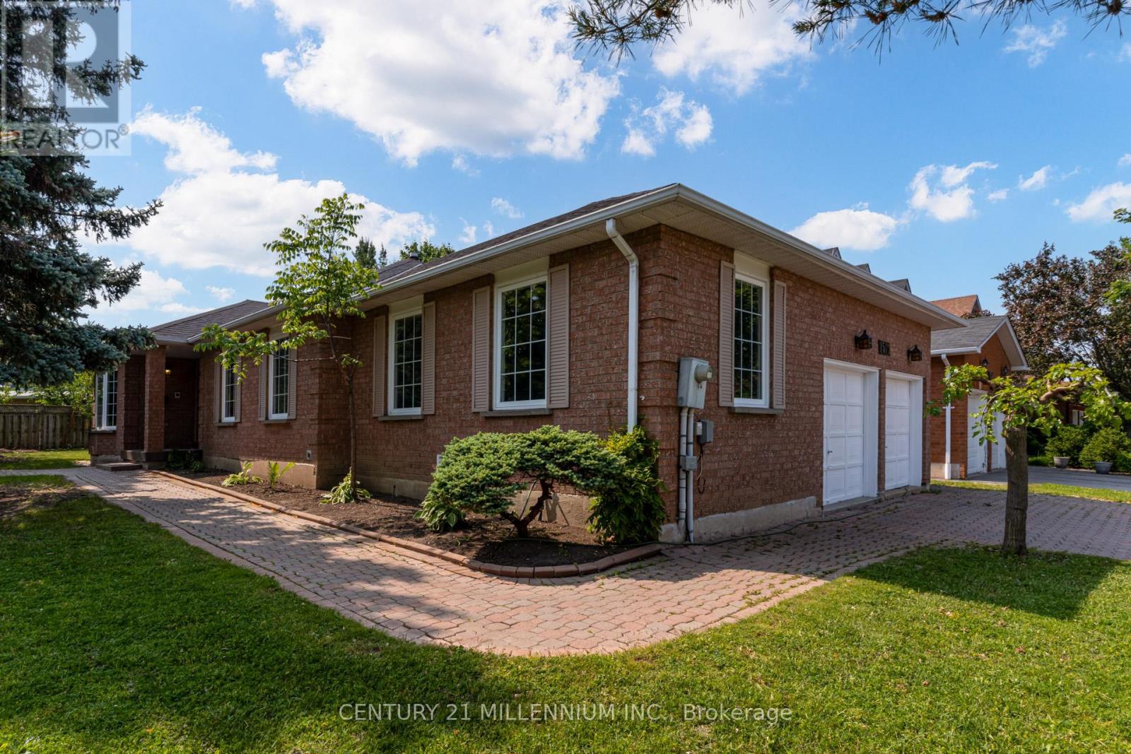 1572 CARTIER COURT, Mississauga, Ontario