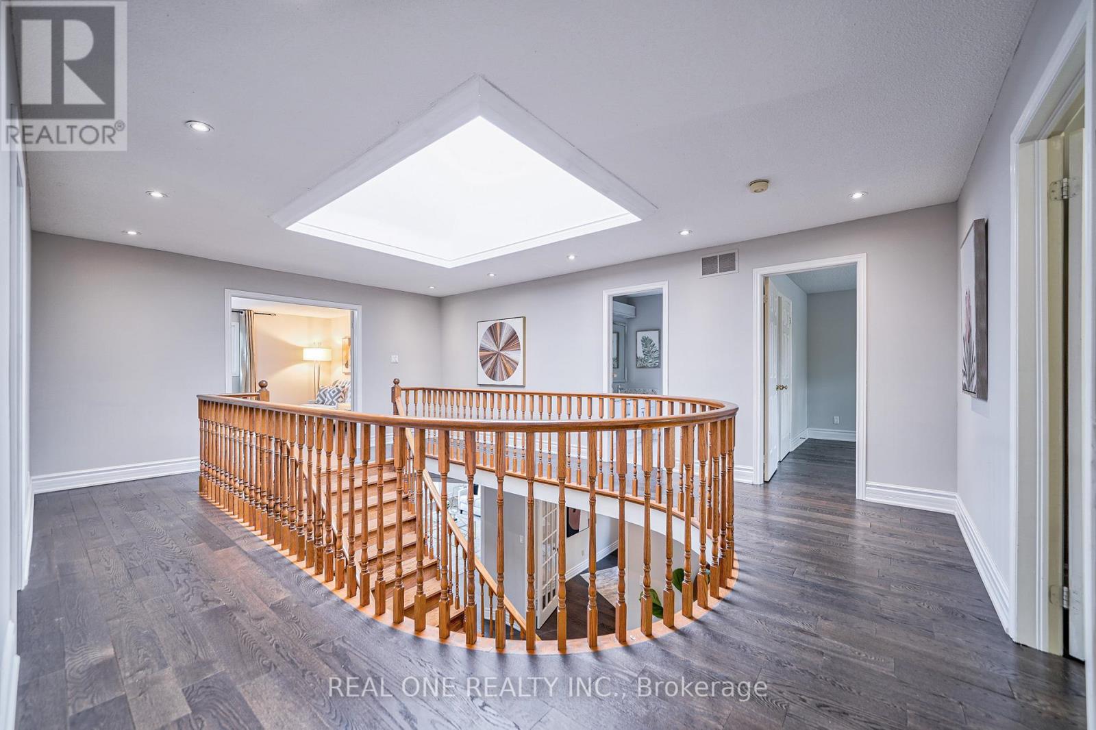 1321 Monks Passage, Oakville, Ontario  L6M 1K6 - Photo 32 - W12202560