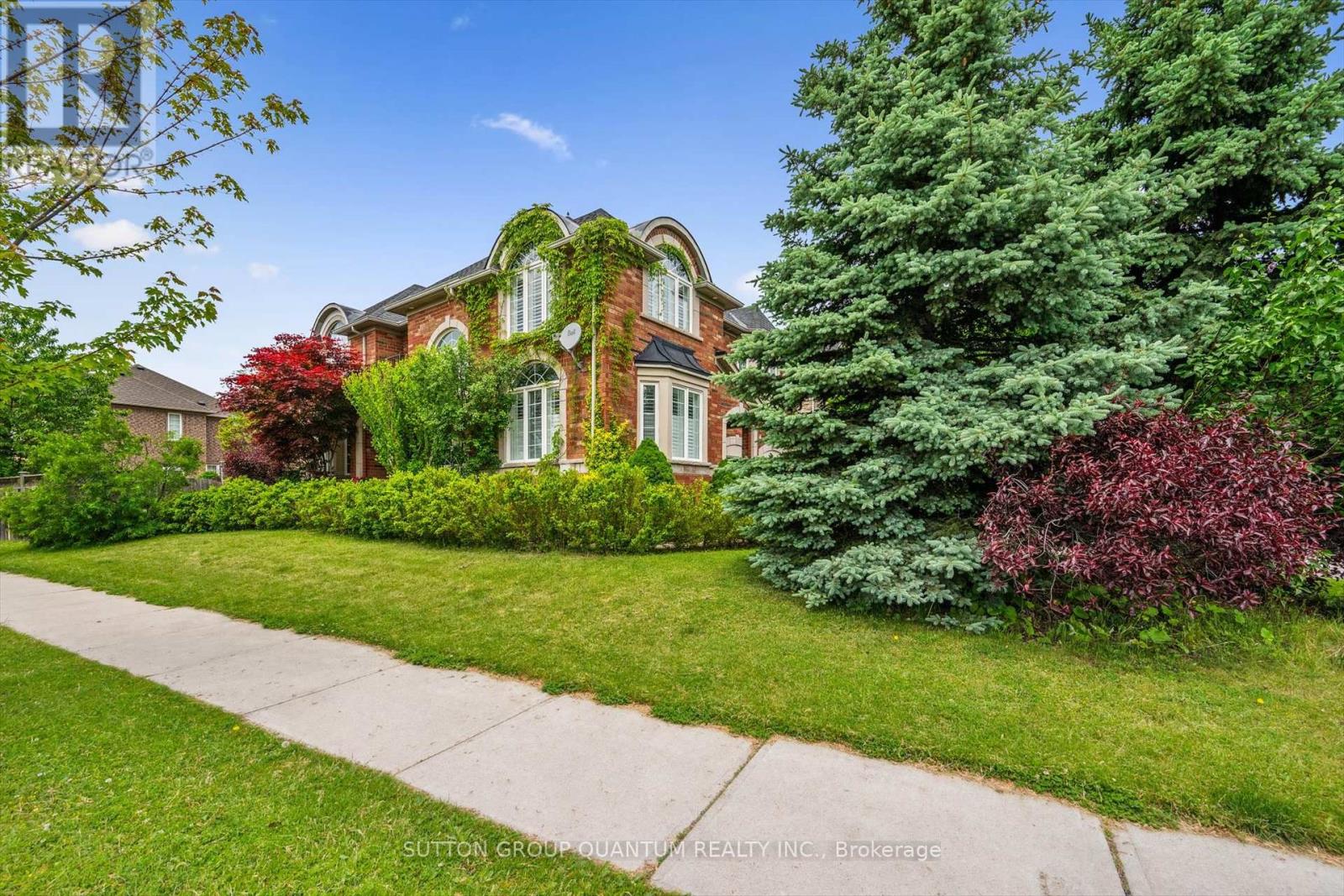 2187 Alderbrook Drive, Oakville, Ontario  L6M 4Z3 - Photo 3 - W12202566