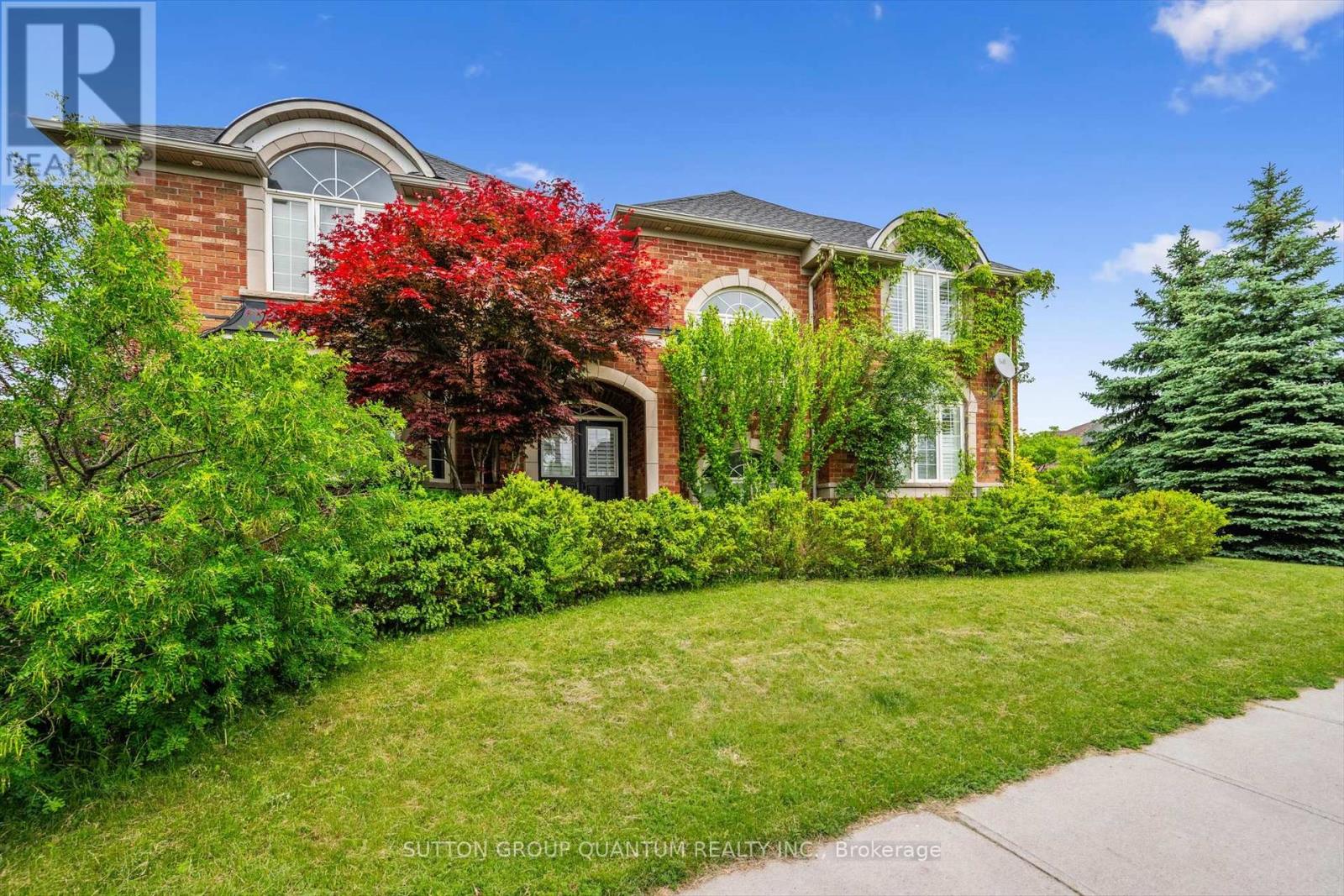 2187 Alderbrook Drive, Oakville, Ontario  L6M 4Z3 - Photo 4 - W12202566