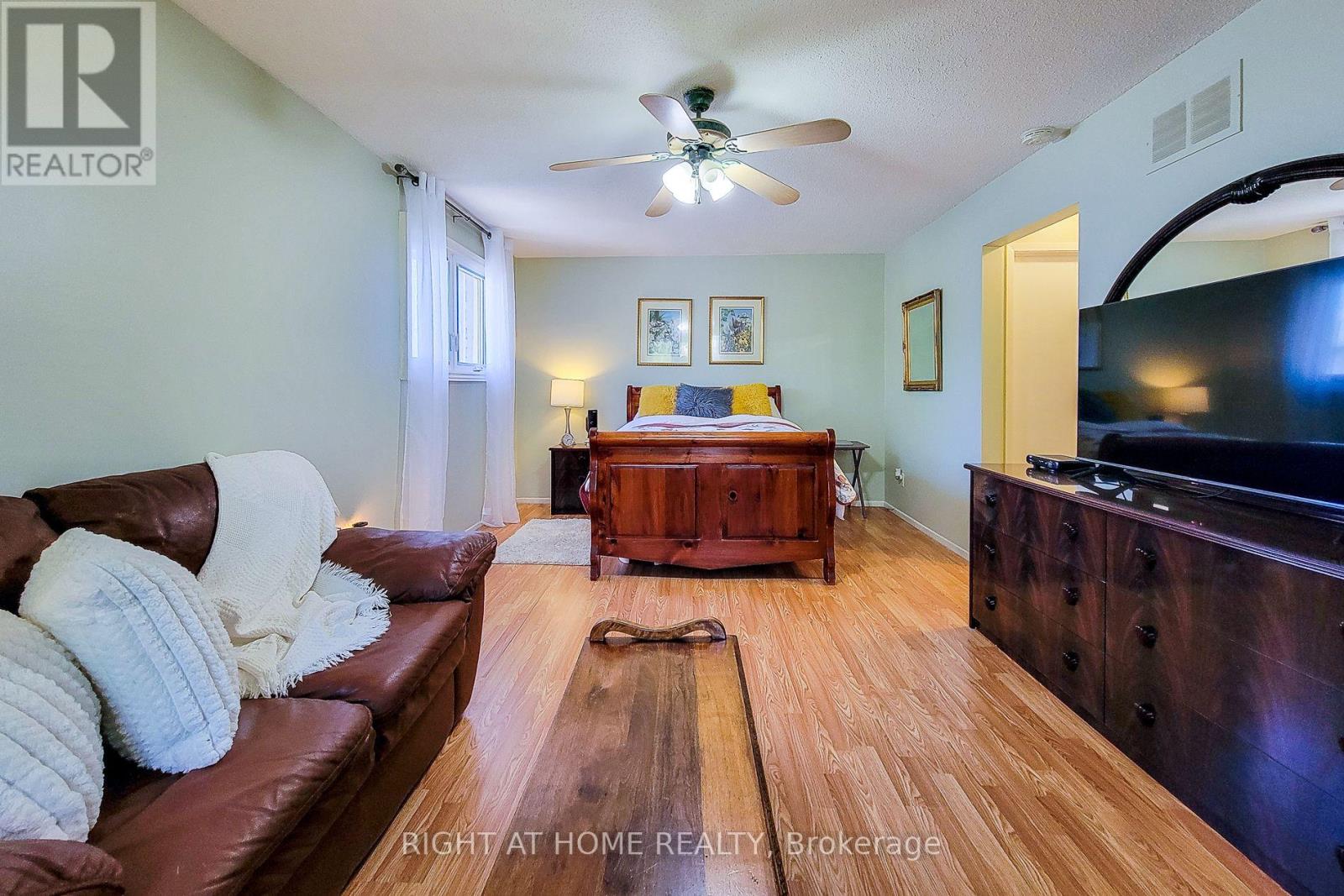 550 Hayward Crescent, Milton, Ontario  L9T 4P9 - Photo 16 - W12202583