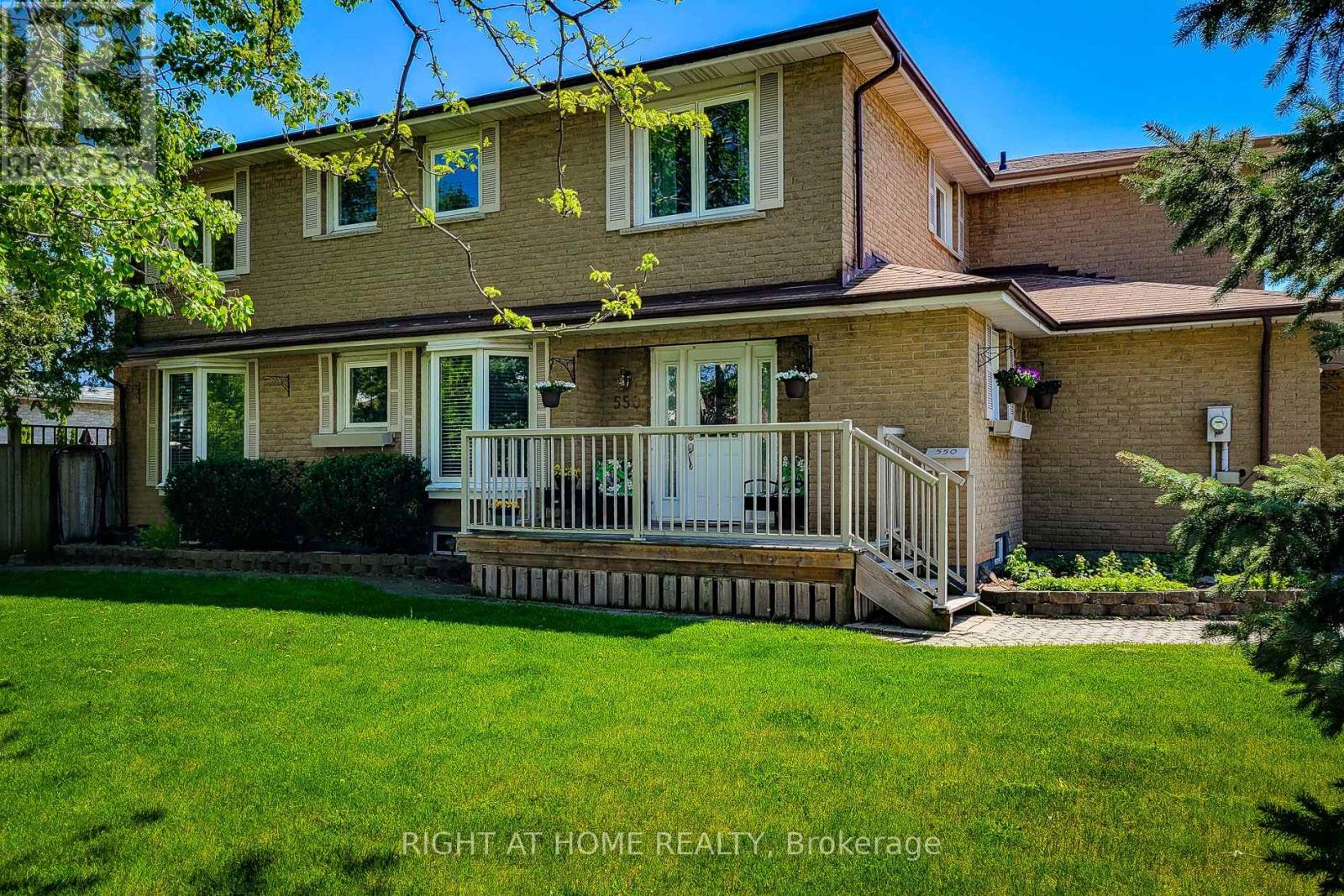 550 Hayward Crescent, Milton, Ontario  L9T 4P9 - Photo 2 - W12202583