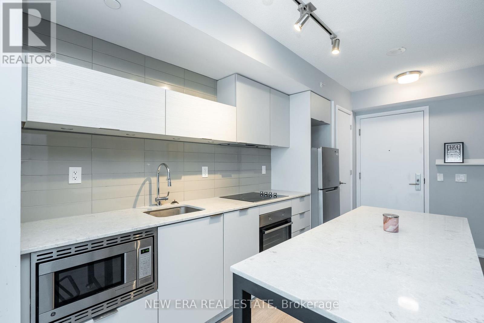 1501 - 20 Thomas Riley Road W, Toronto, Ontario  M9B 1B1 - Photo 10 - W12202600