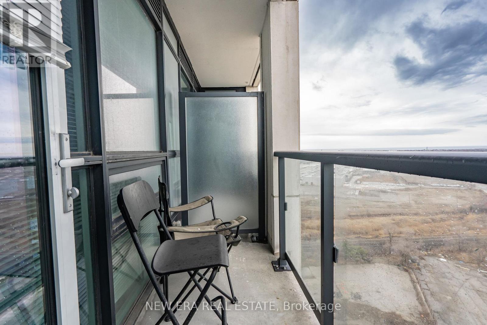 1501 - 20 Thomas Riley Road W, Toronto, Ontario  M9B 1B1 - Photo 25 - W12202600