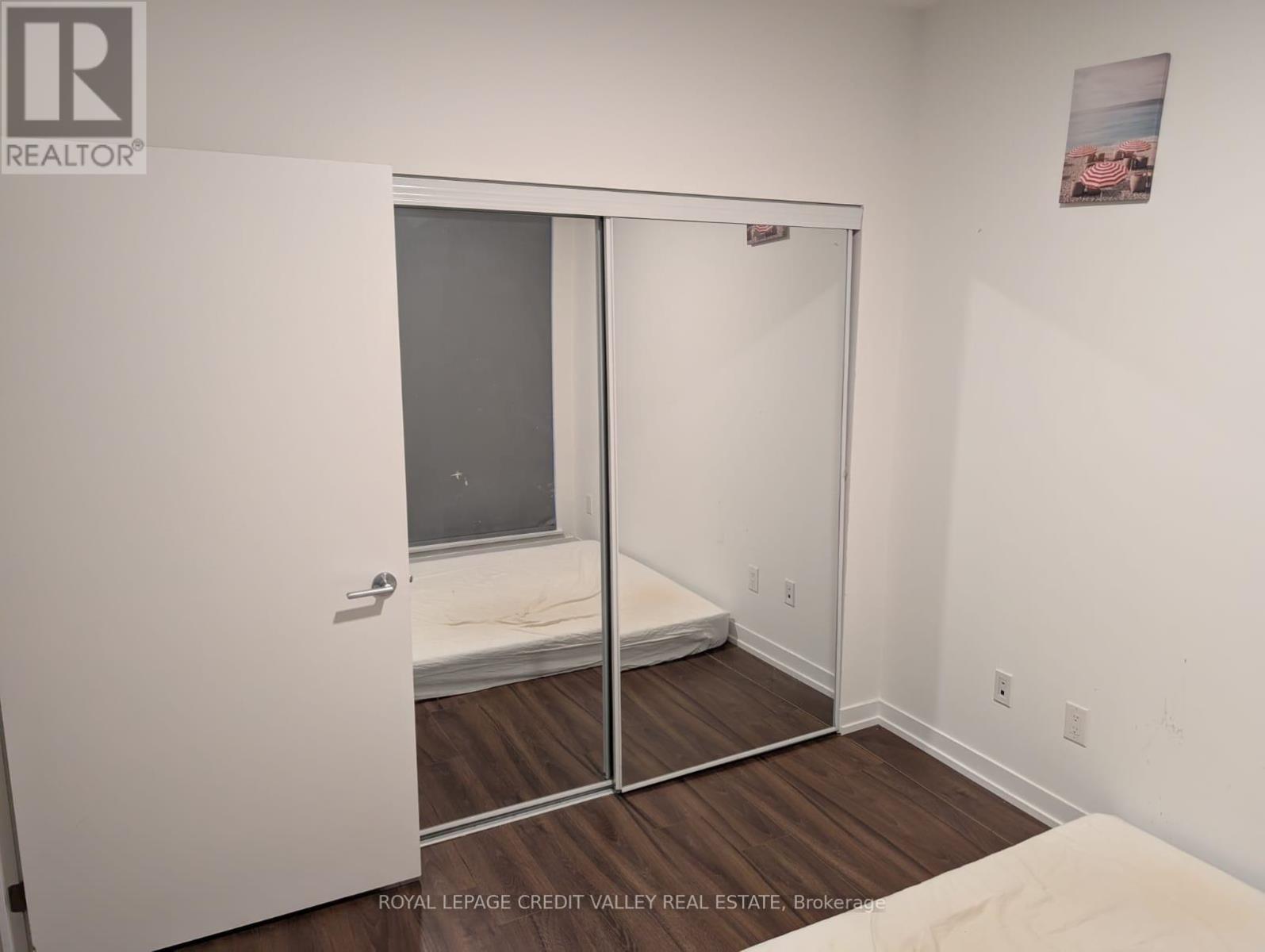 502 - 4065 Confederation Parkway, Mississauga, Ontario  L5B 0L4 - Photo 9 - W12202610