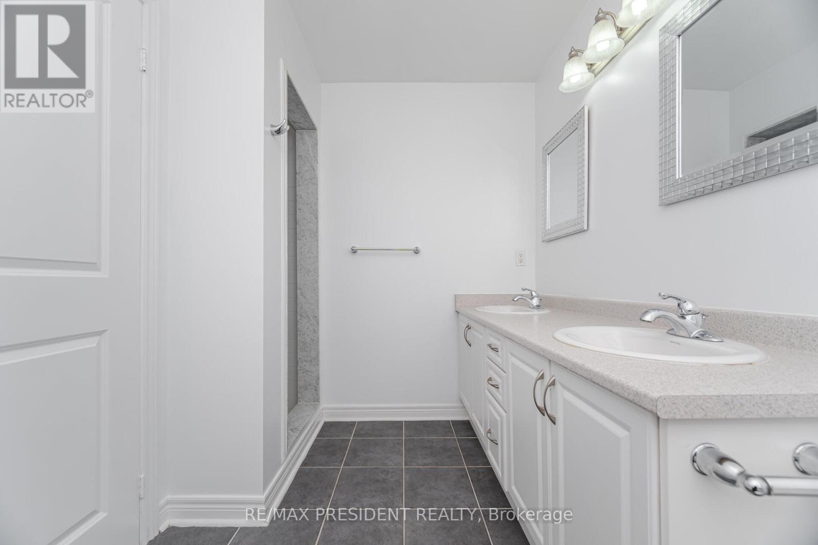 42 Mccardy Court N, Caledon, Ontario  L7C 3W9 - Photo 30 - W12202626