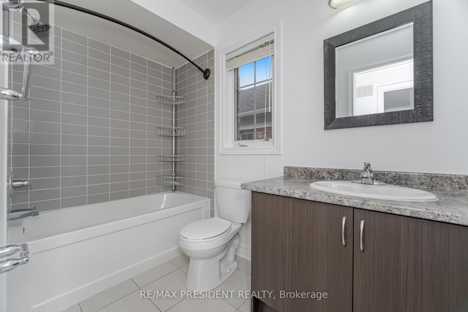 42 Mccardy Court N, Caledon, Ontario  L7C 3W9 - Photo 40 - W12202626