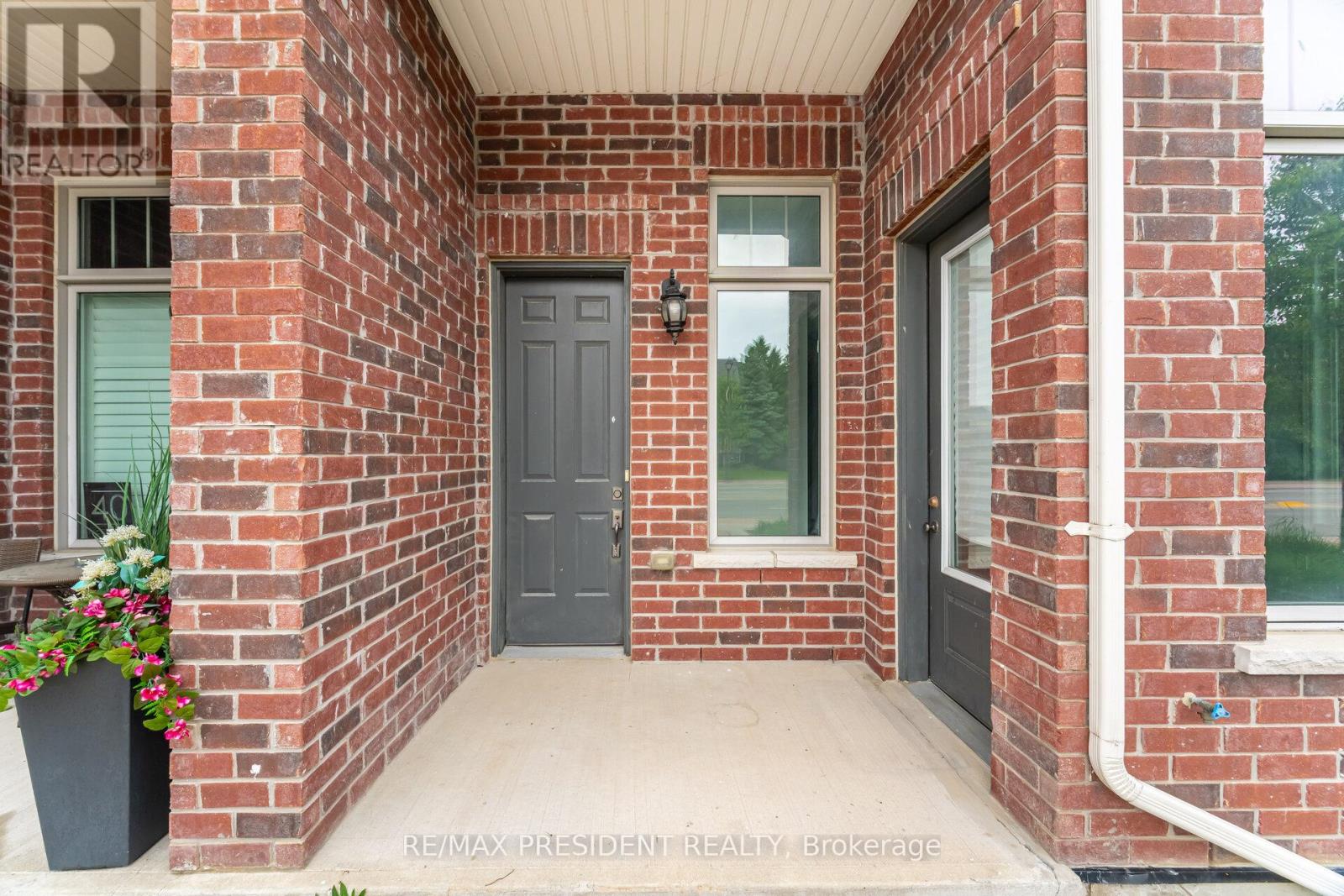 42 Mccardy Court N, Caledon, Ontario  L7C 3W9 - Photo 5 - W12202626