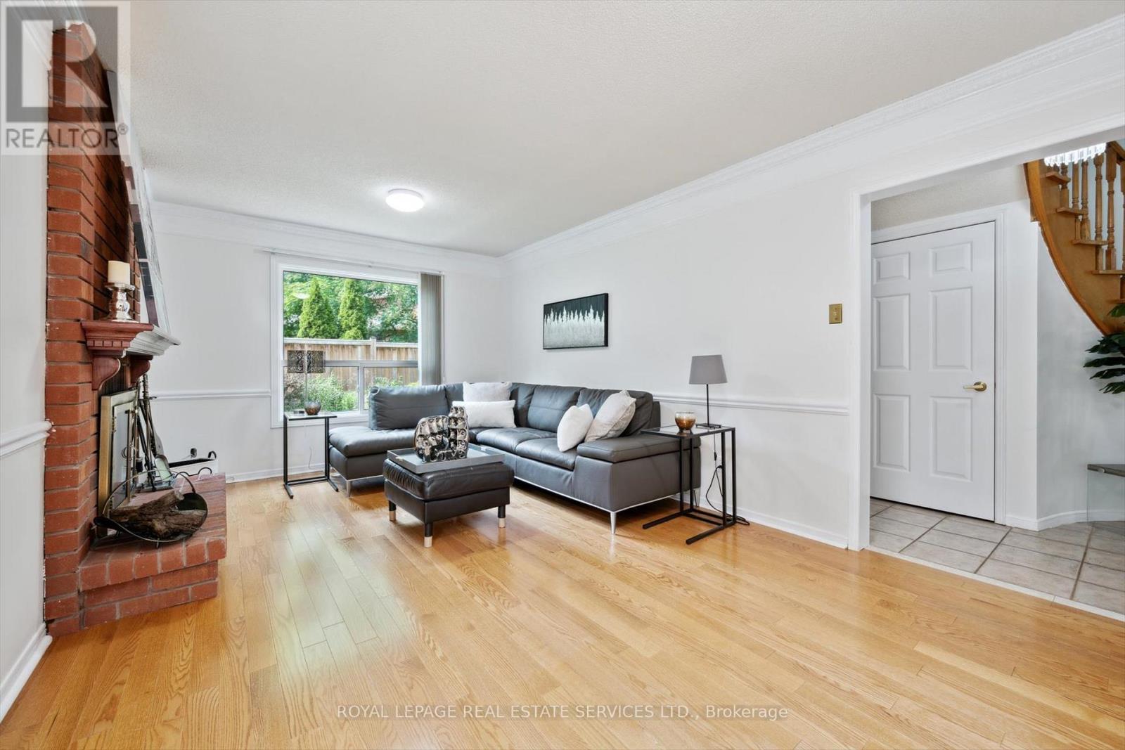 117 Warner Drive, Oakville, Ontario  L6L 6G7 - Photo 17 - W12202634