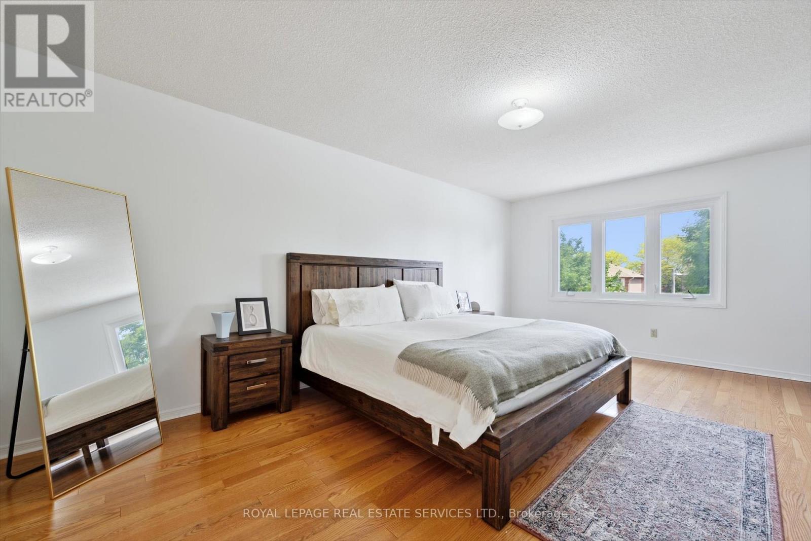 117 Warner Drive, Oakville, Ontario  L6L 6G7 - Photo 22 - W12202634
