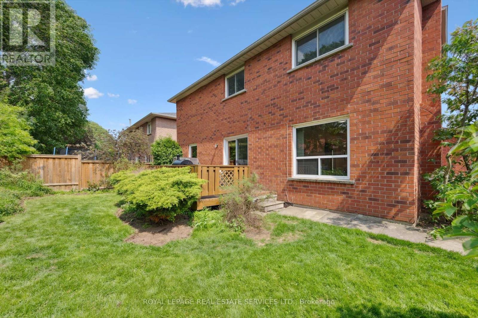 117 Warner Drive, Oakville, Ontario  L6L 6G7 - Photo 37 - W12202634