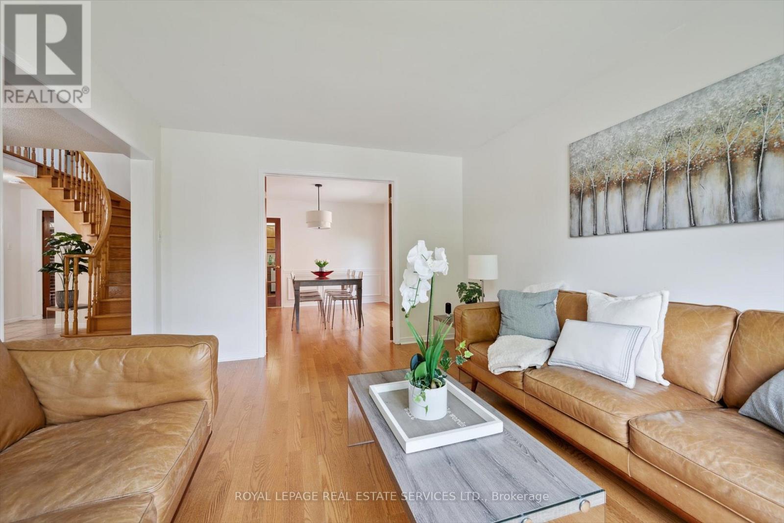 117 Warner Drive, Oakville, Ontario  L6L 6G7 - Photo 8 - W12202634