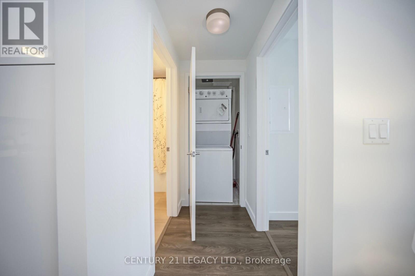 317 - 210 Sabina Drive, Oakville, Ontario  L6H 0W6 - Photo 29 - W12202655