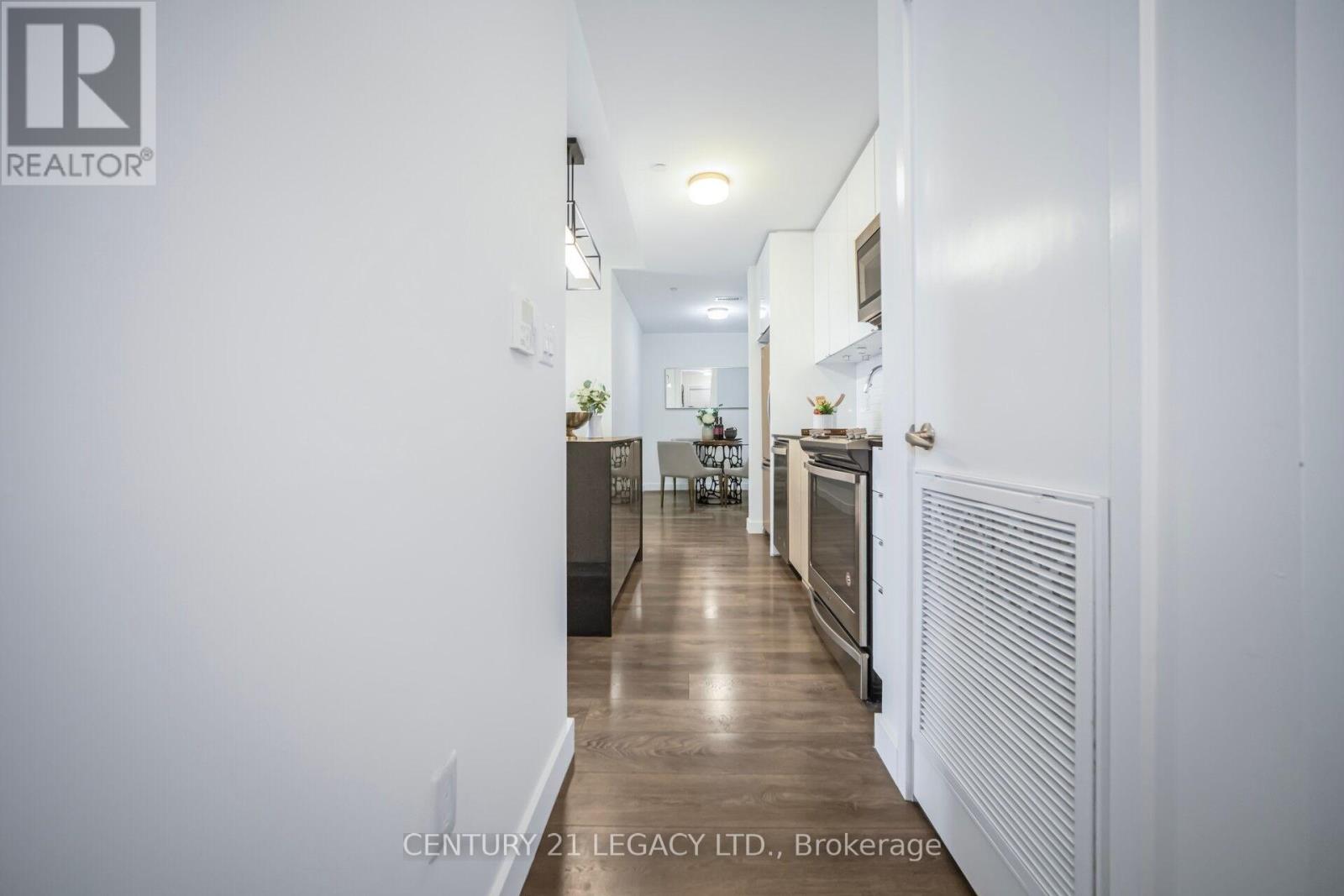 317 - 210 Sabina Drive, Oakville, Ontario  L6H 0W6 - Photo 7 - W12202655