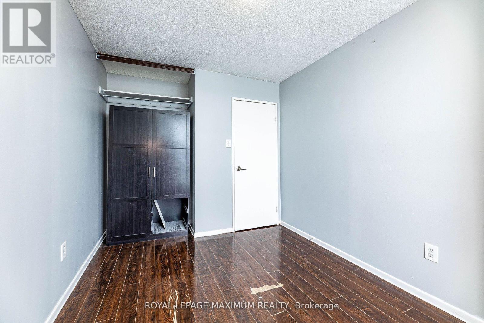 1912 - 15 Kensington Road, Brampton, Ontario  L6T 3W2 - Photo 10 - W12202663