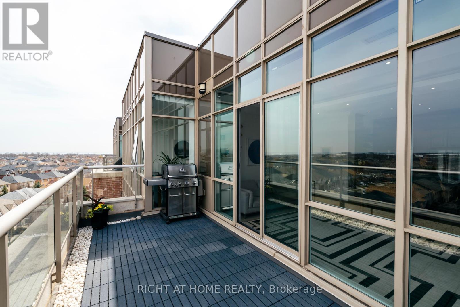 804 - 2470 Prince Michael Drive, Oakville, Ontario  L6H 0G9 - Photo 37 - W12202708