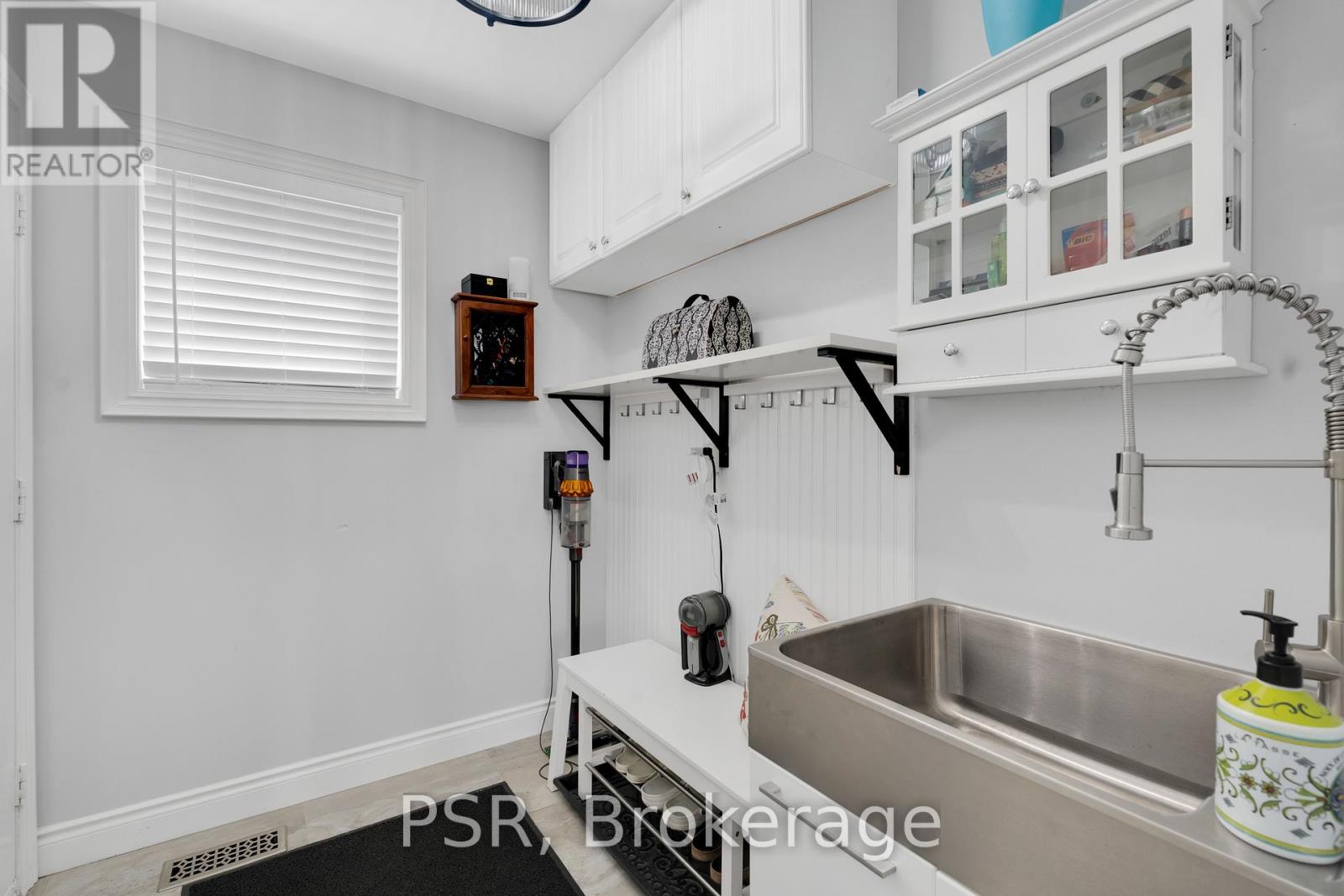 11 Tanzini Drive, Caledon, Ontario  L7E 2J1 - Photo 17 - W12202747