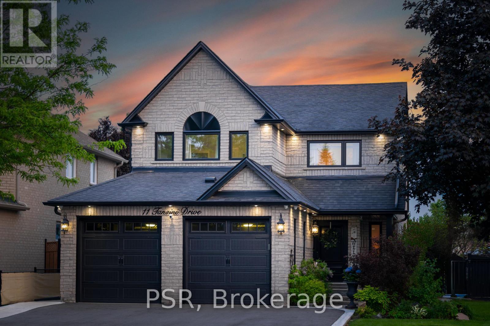 11 Tanzini Drive, Caledon, Ontario  L7E 2J1 - Photo 3 - W12202747