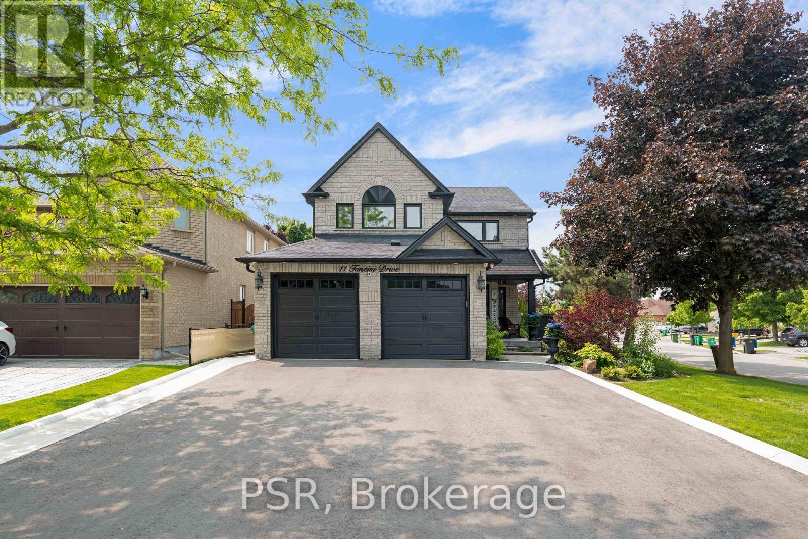 11 Tanzini Drive, Caledon, Ontario  L7E 2J1 - Photo 4 - W12202747