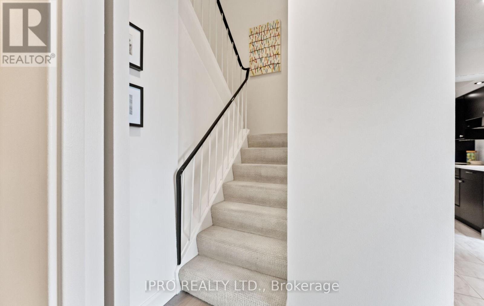 414 - 60 Southport Street, Toronto (High Park-Swansea), Ontario  M6S 3N4 - Photo 15 - W12202753