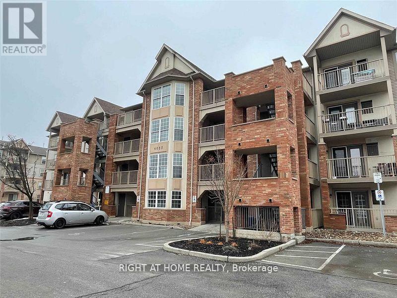 206 - 4025 Kilmer Drive, Burlington, Ontario  L7M 4M5 - Photo 1 - W12202756