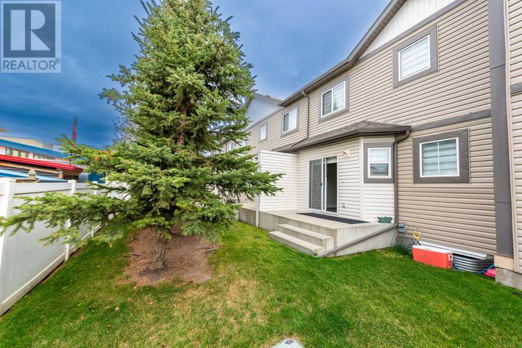 Property at 16 Saddletree Court NE image 4