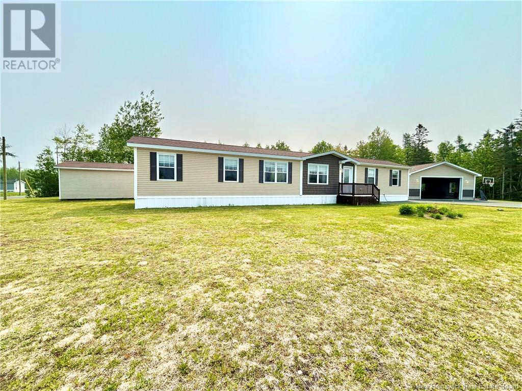 6 Donat Street, Saint-Isidore, New Brunswick  E8M 0A5 - Photo 4 - NB120223
