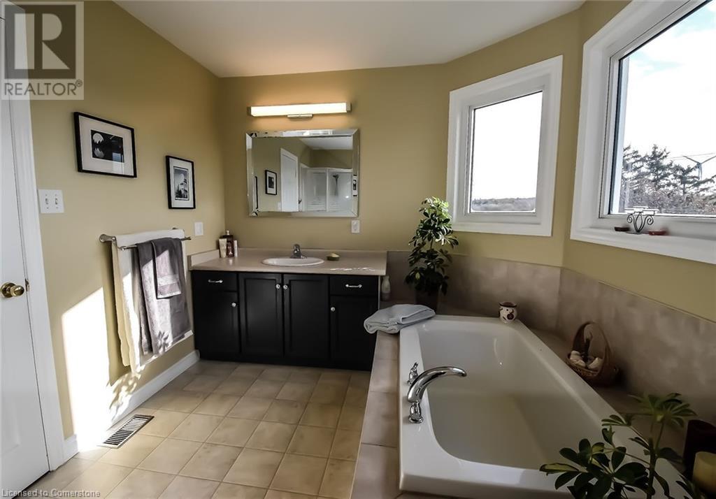 700 Aikens Road, Dunnville, Ontario  N1A 2W3 - Photo 25 - 40726844