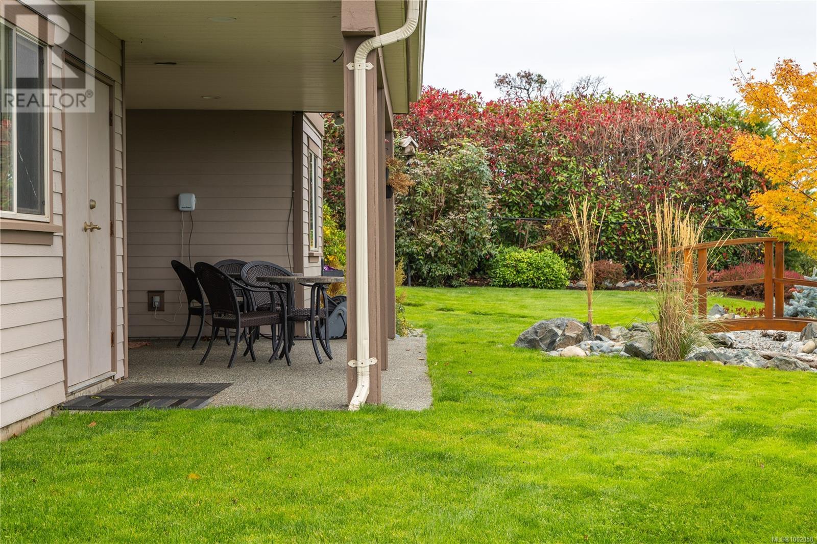 Property at 1067 Roxboro Pl image 4