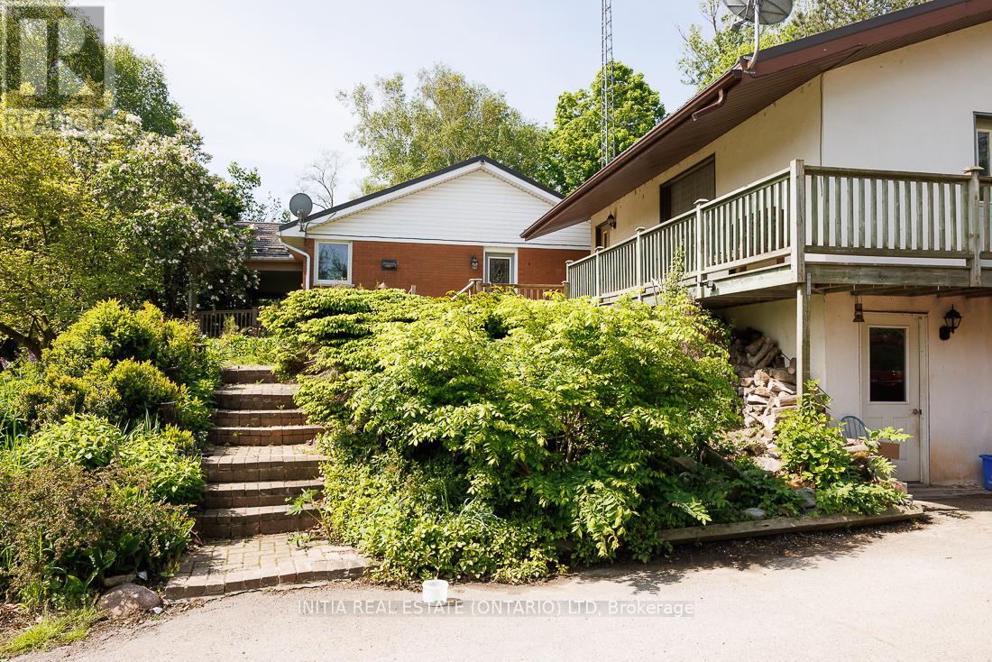 37364 Londesboro Road, Ashfield-Colborne-Wawanosh, Ontario  N7A 3Y1 - Photo 6 - X12202834