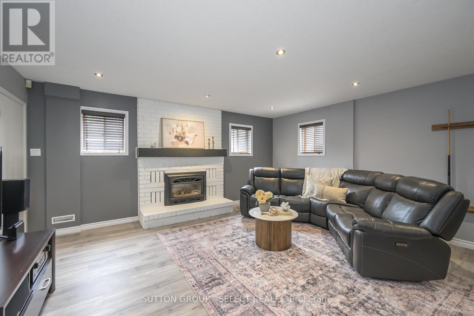 108 Golfdale Crescent, London South, Ontario  N6C 5P5 - Photo 21 - X12202968