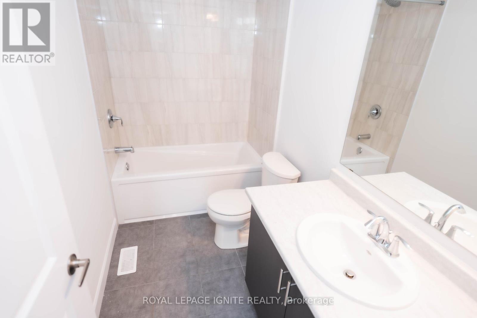 233 O'neil Street, Peterborough North, Ontario  K9K 0H8 - Photo 17 - X12200563