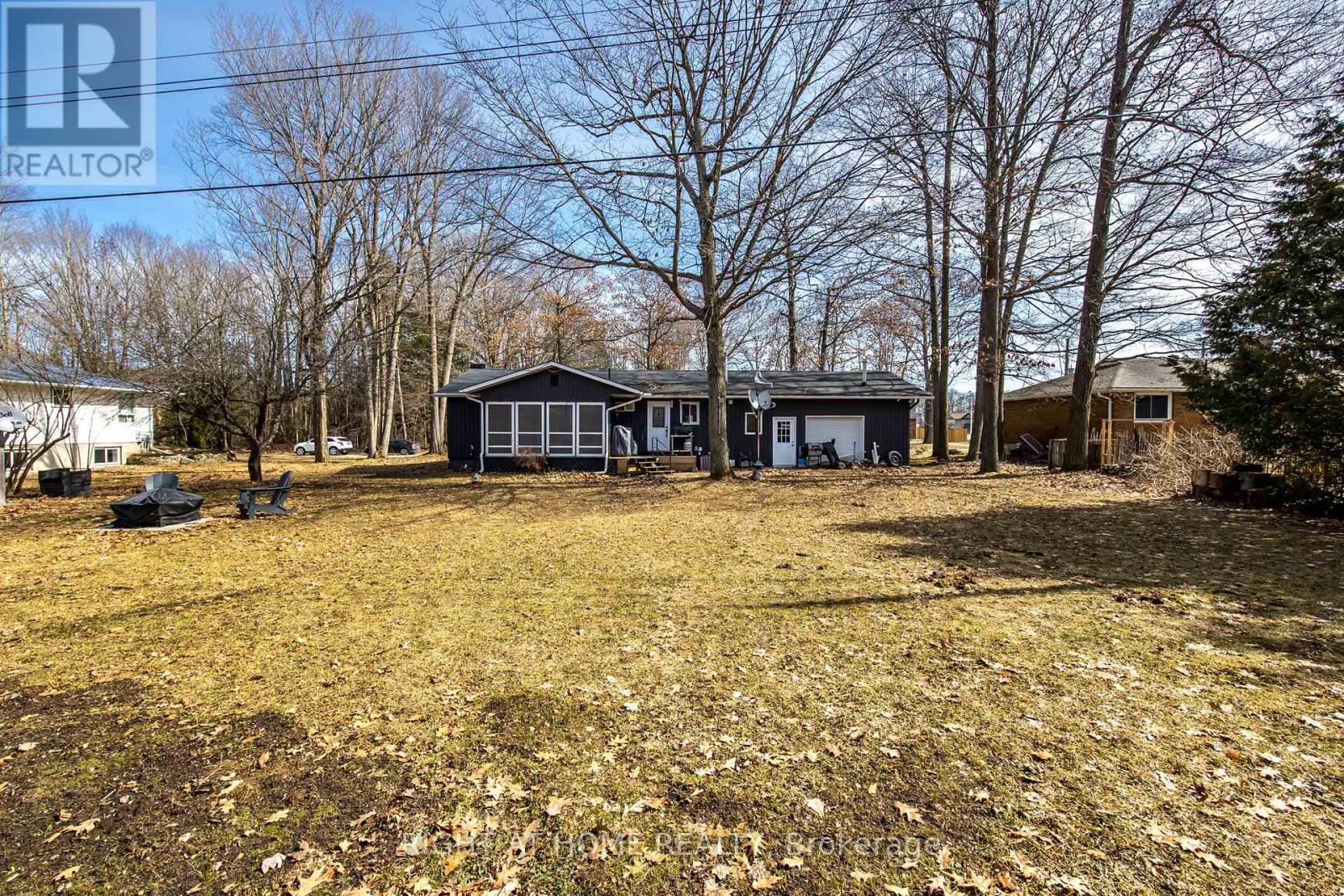 215 Wellington Street, Gravenhurst, Ontario  P1P 1B2 - Photo 15 - X12202514