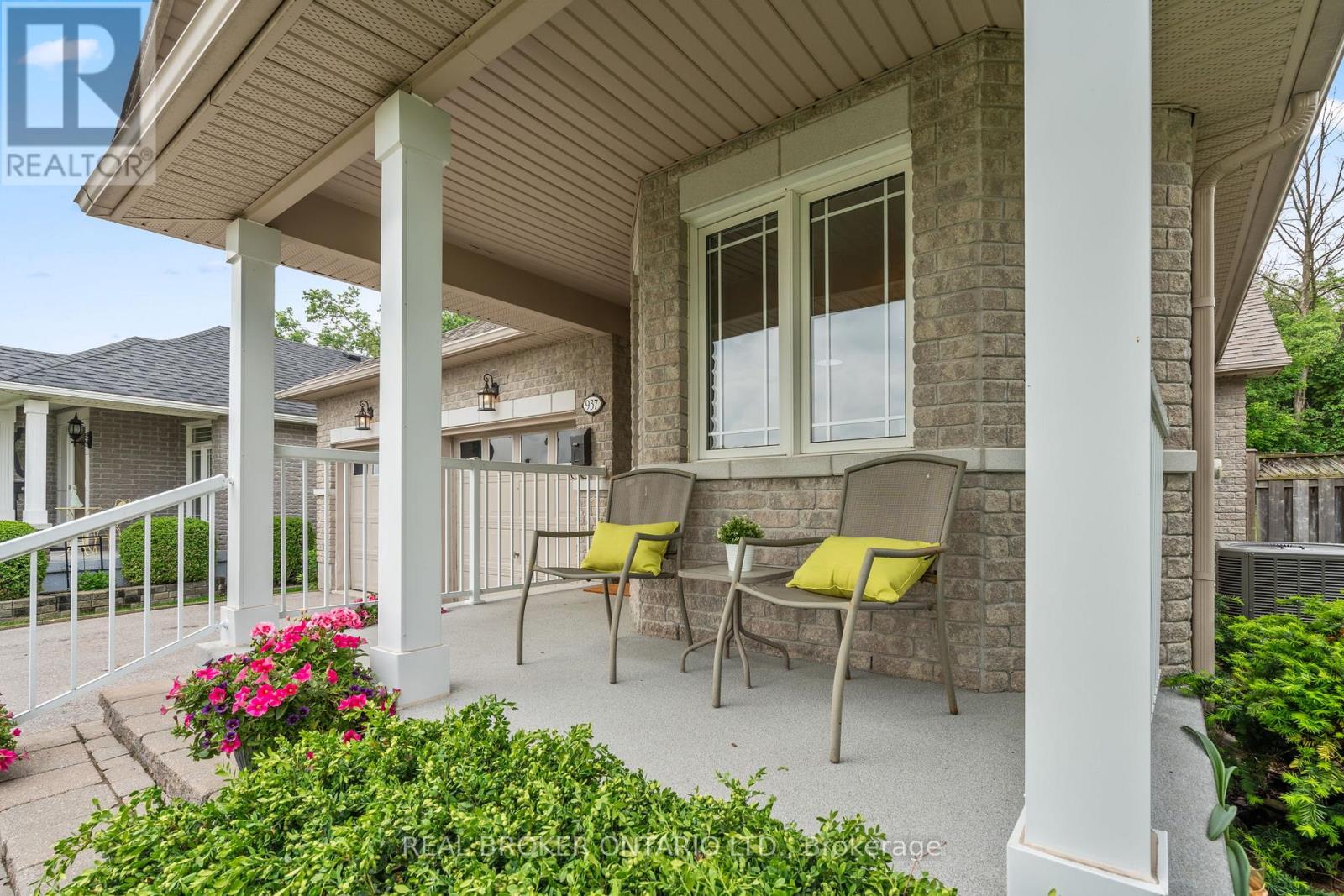 937 Ralphson Crescent, Peterborough West, Ontario  K9J 8R5 - Photo 3 - X12202545