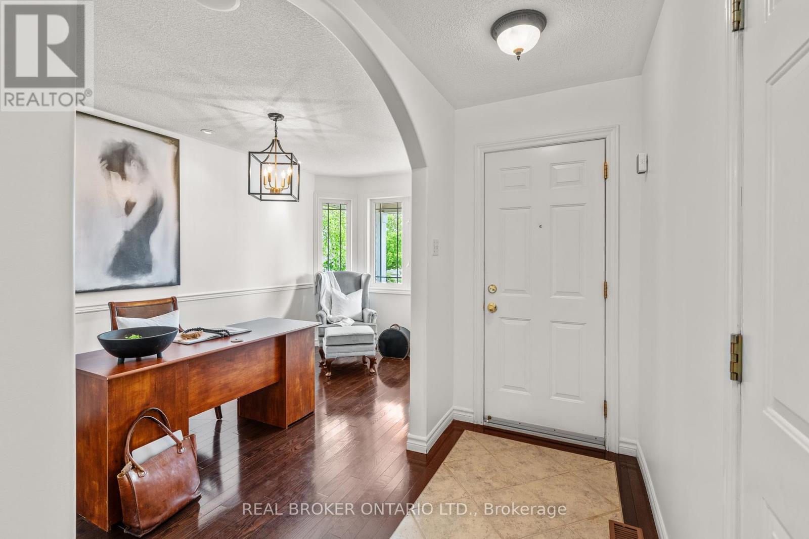 937 Ralphson Crescent, Peterborough West, Ontario  K9J 8R5 - Photo 6 - X12202545