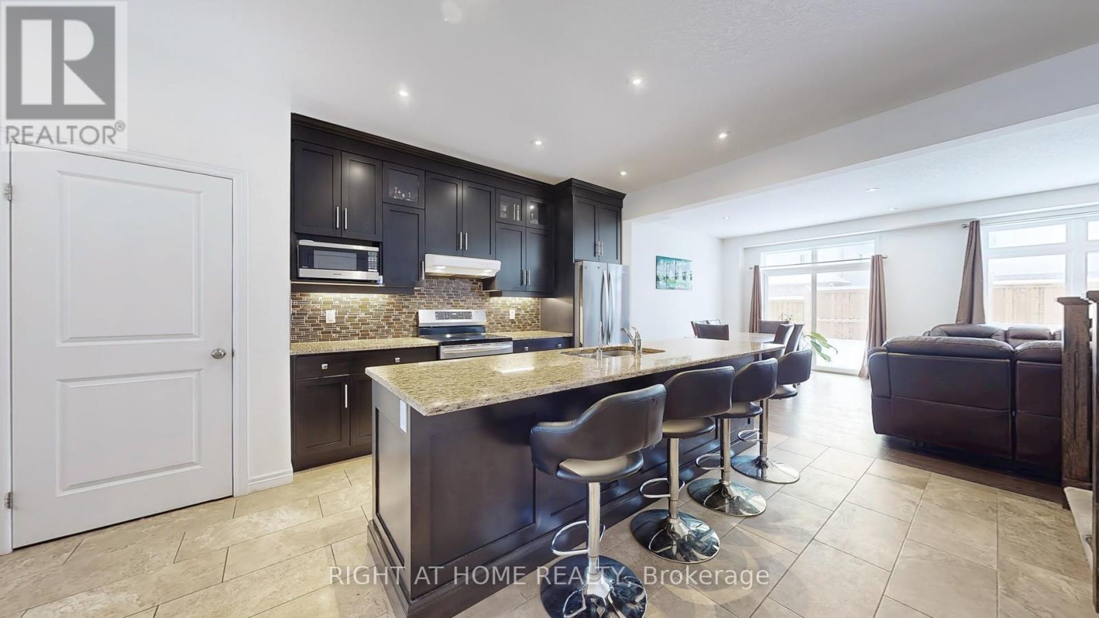 348 Rivertrail Avenue, Kitchener, Ontario  N2A 0K4 - Photo 18 - X12202592