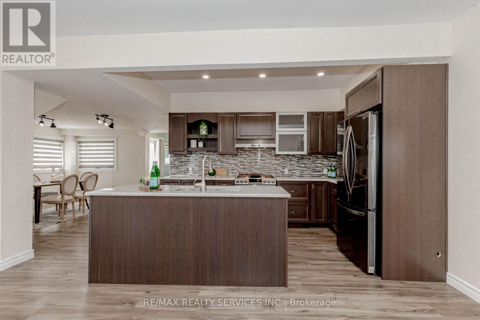 51 Simcoe Street N, Brant, Ontario  N0E 1R0 - Photo 10 - X12202613