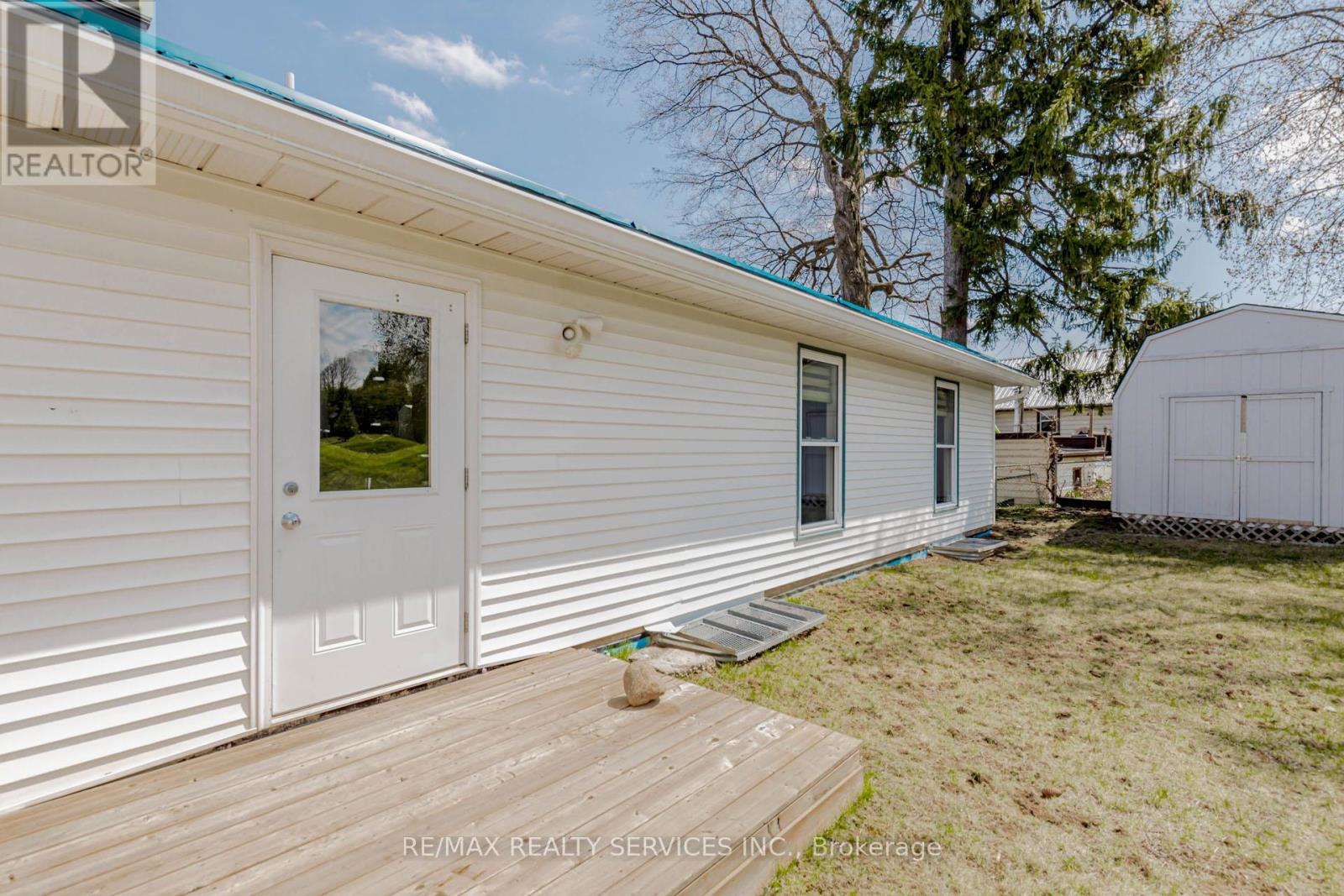 51 Simcoe Street N, Brant, Ontario  N0E 1R0 - Photo 46 - X12202613