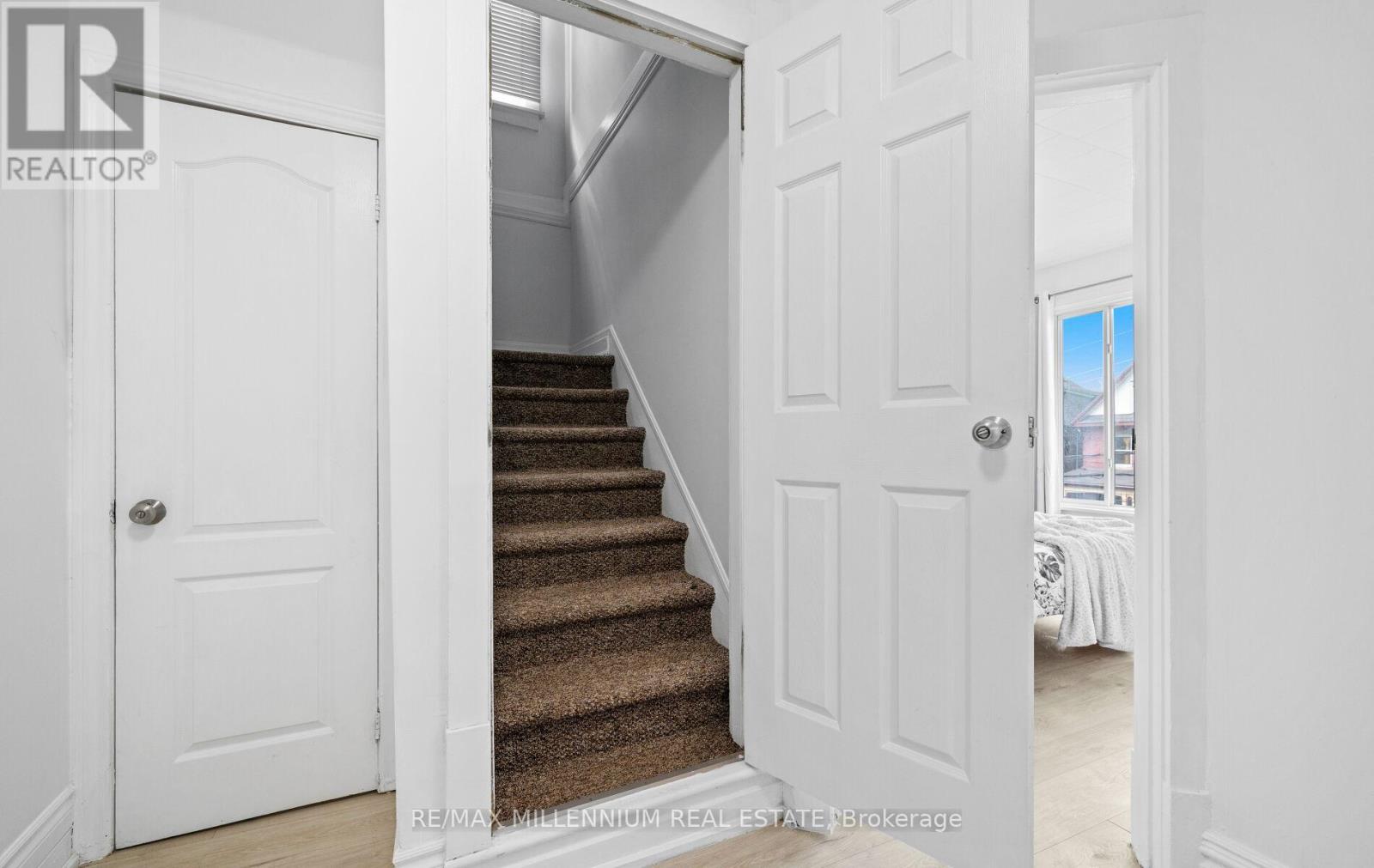 10 Rutherford Avenue, Hamilton, Ontario  L8M 1Y3 - Photo 17 - X12202695