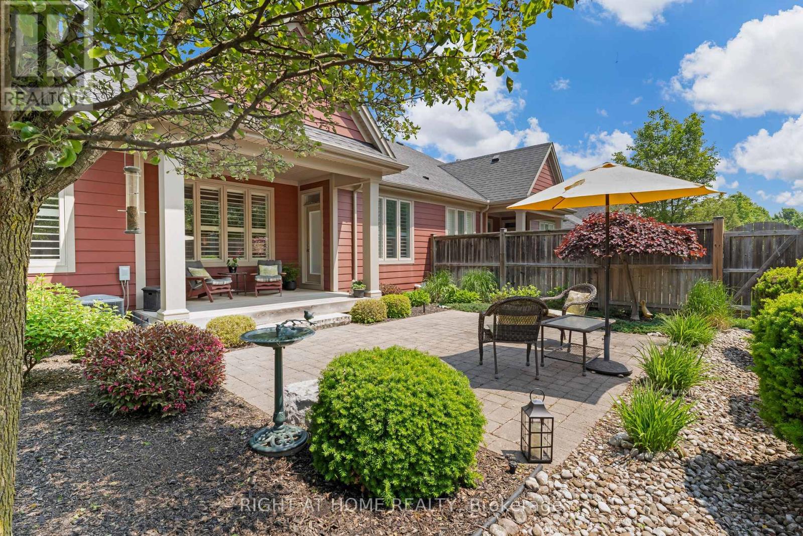 15 Hickory Avenue, Niagara-On-The-Lake, Ontario  L0S 1J0 - Photo 46 - X12202785