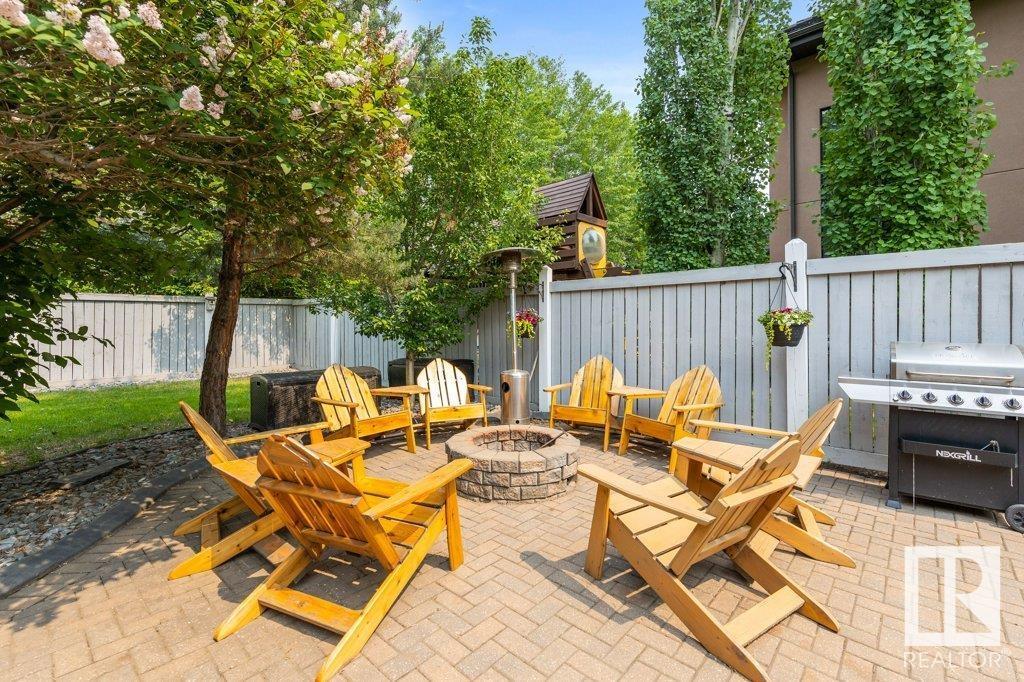 Property at 34 KINGSFORD CR image 2