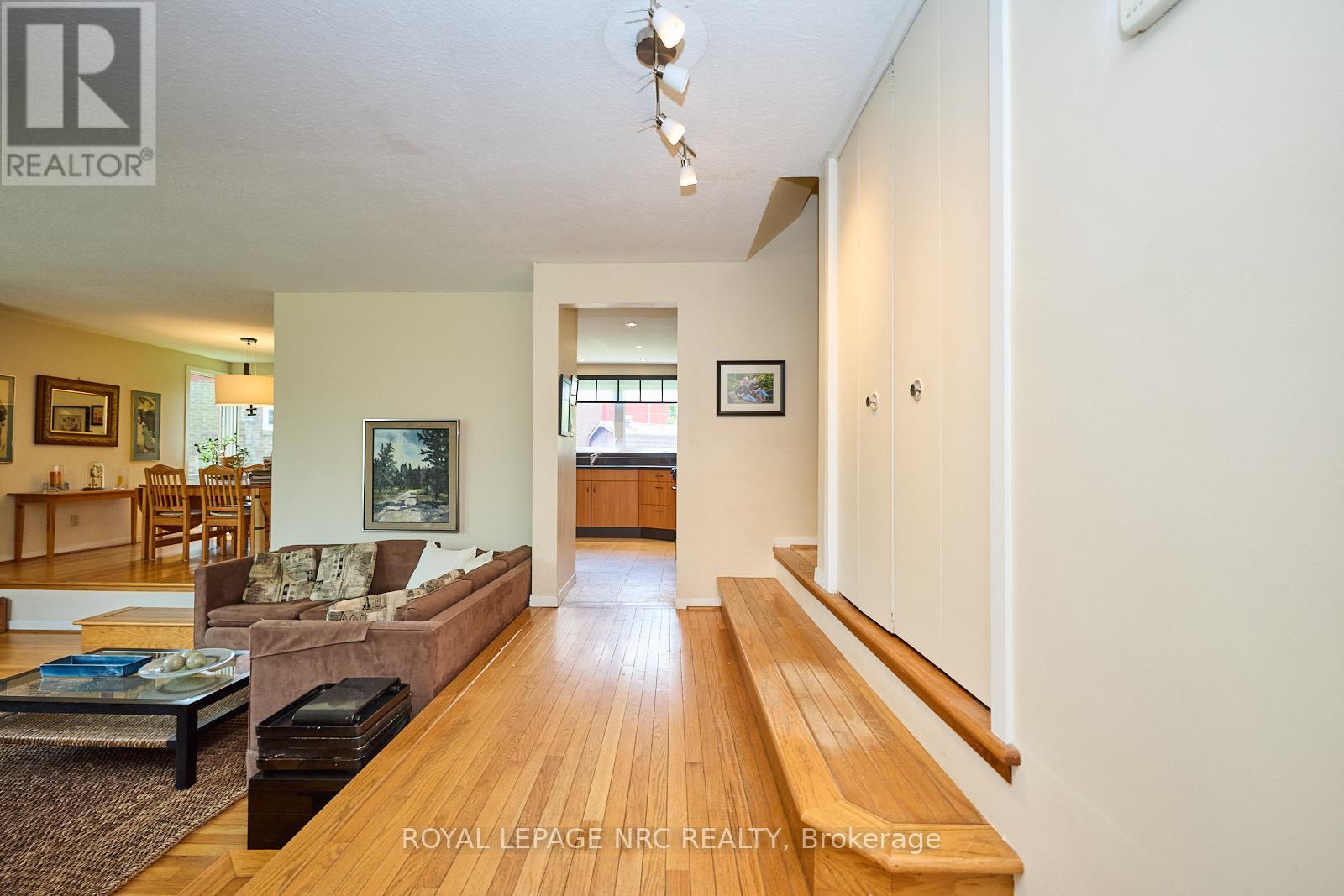 20 The Cedars, St. Catharines, Ontario  L2M 6M8 - Photo 7 - X12202907