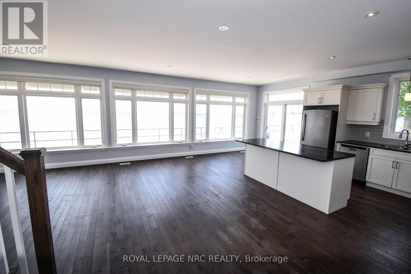 11561 Beach Road E, Wainfleet (Lakeshore), Ontario  L0S 1V0 - Photo 23 - X12202932