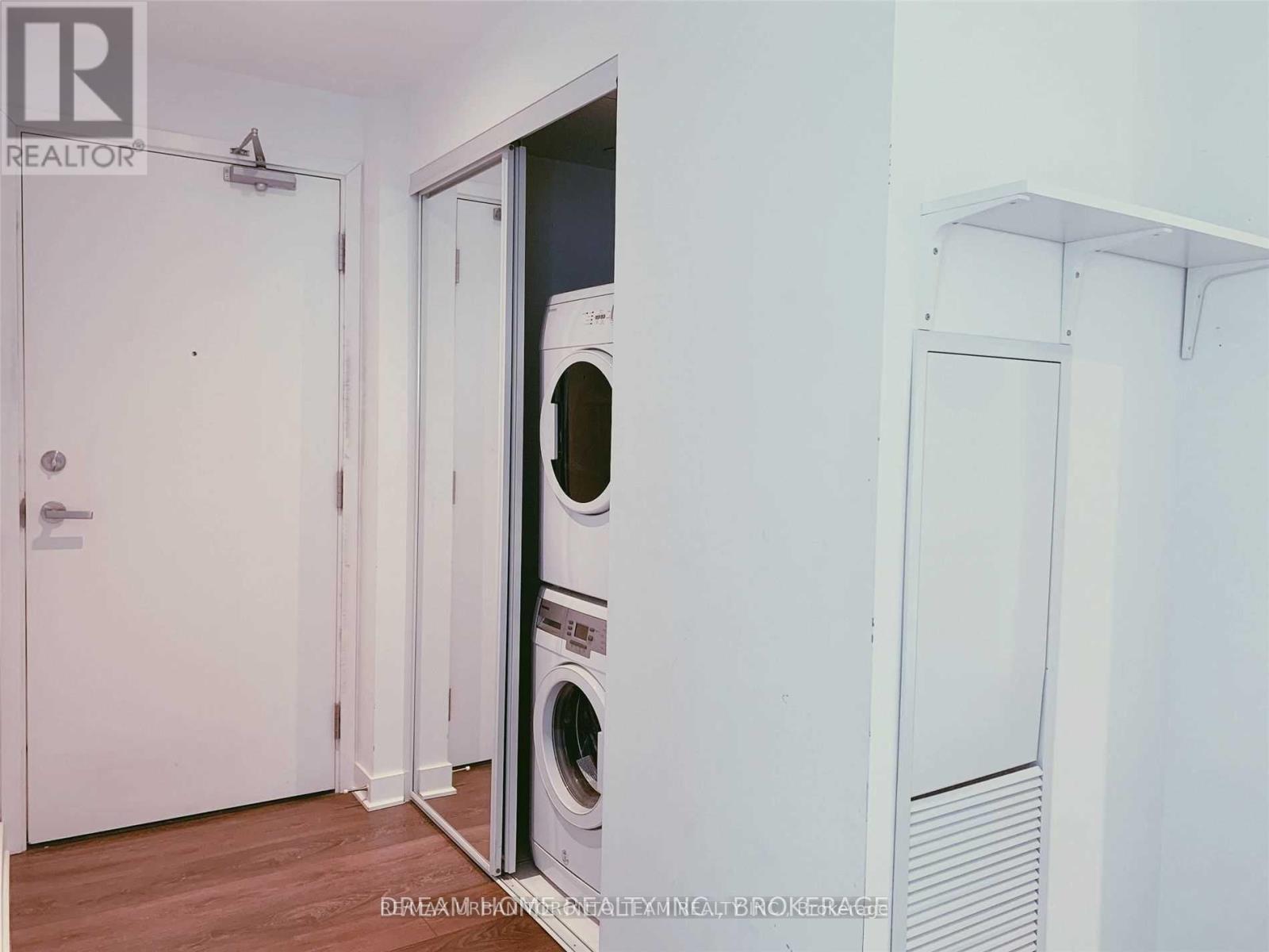 4203 - 15 Grenville Street, Toronto, Ontario  M4Y 1A1 - Photo 12 - C12164260