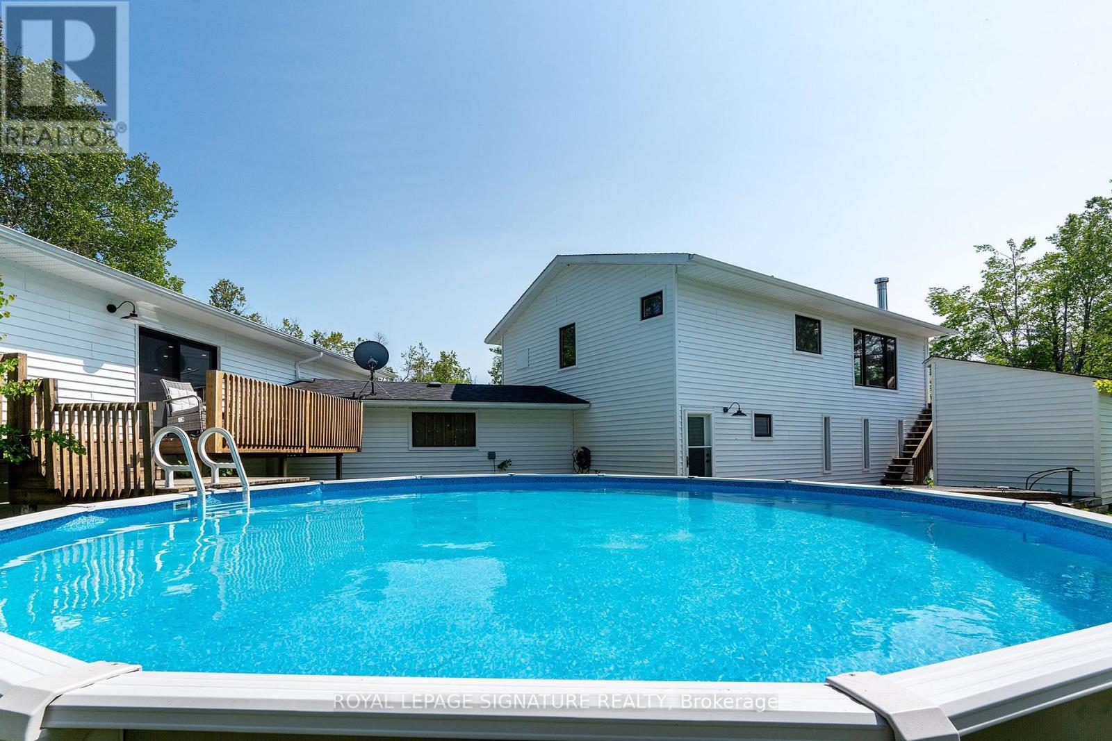 20 Hillview Crescent, Springwater, Ontario  L0L 1X0 - Photo 39 - S12144180