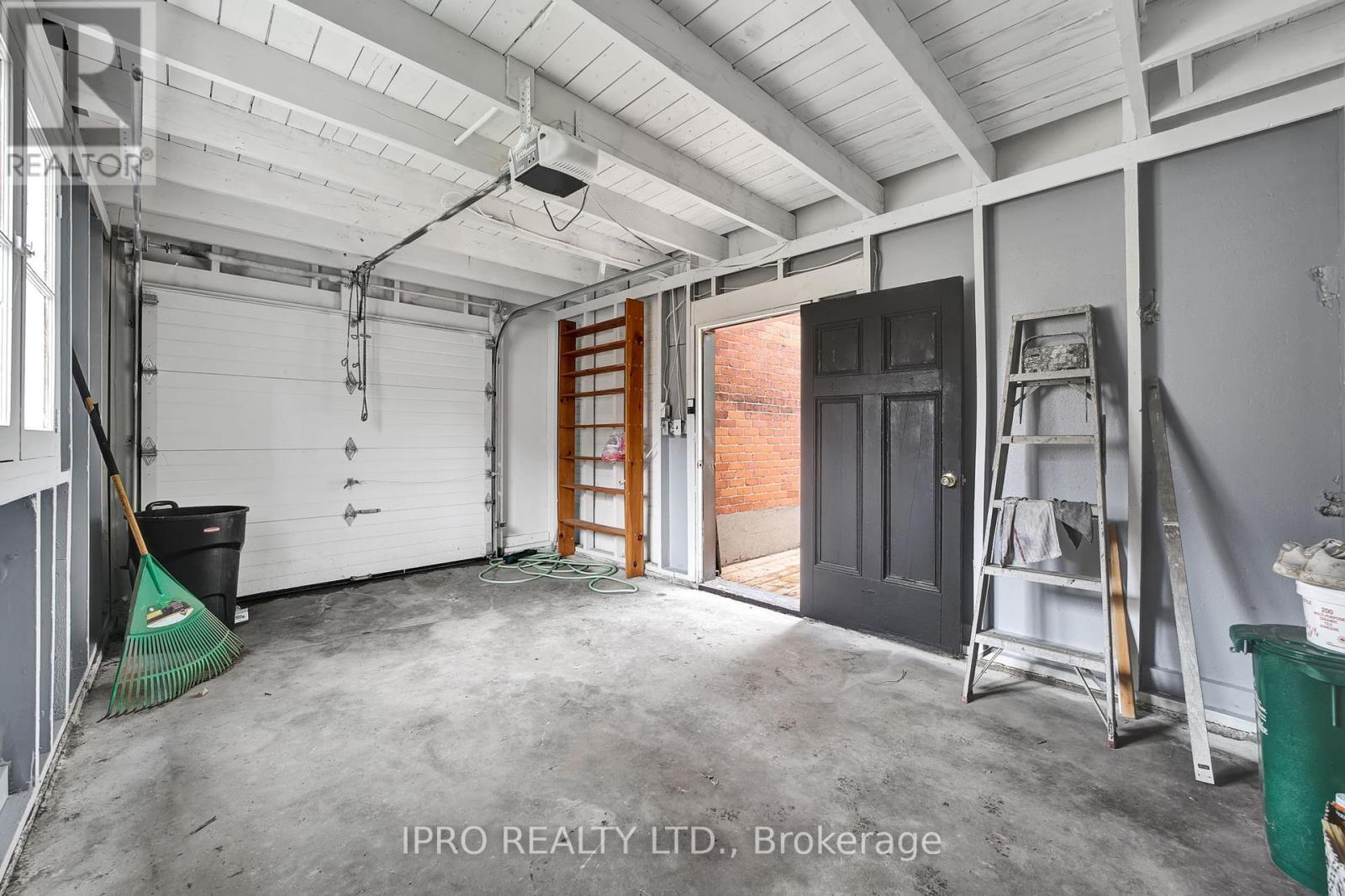 243 Dunlop Street E, Barrie, Ontario  L4M 1B6 - Photo 20 - S12202700