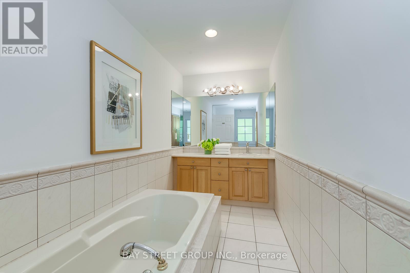 130 All Saints Crescent, Oakville, Ontario  L6J 5Y7 - Photo 29 - W12152916