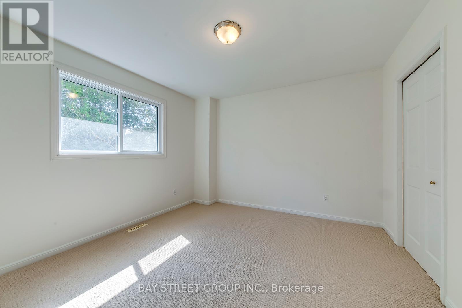 130 All Saints Crescent, Oakville, Ontario  L6J 5Y7 - Photo 32 - W12152916