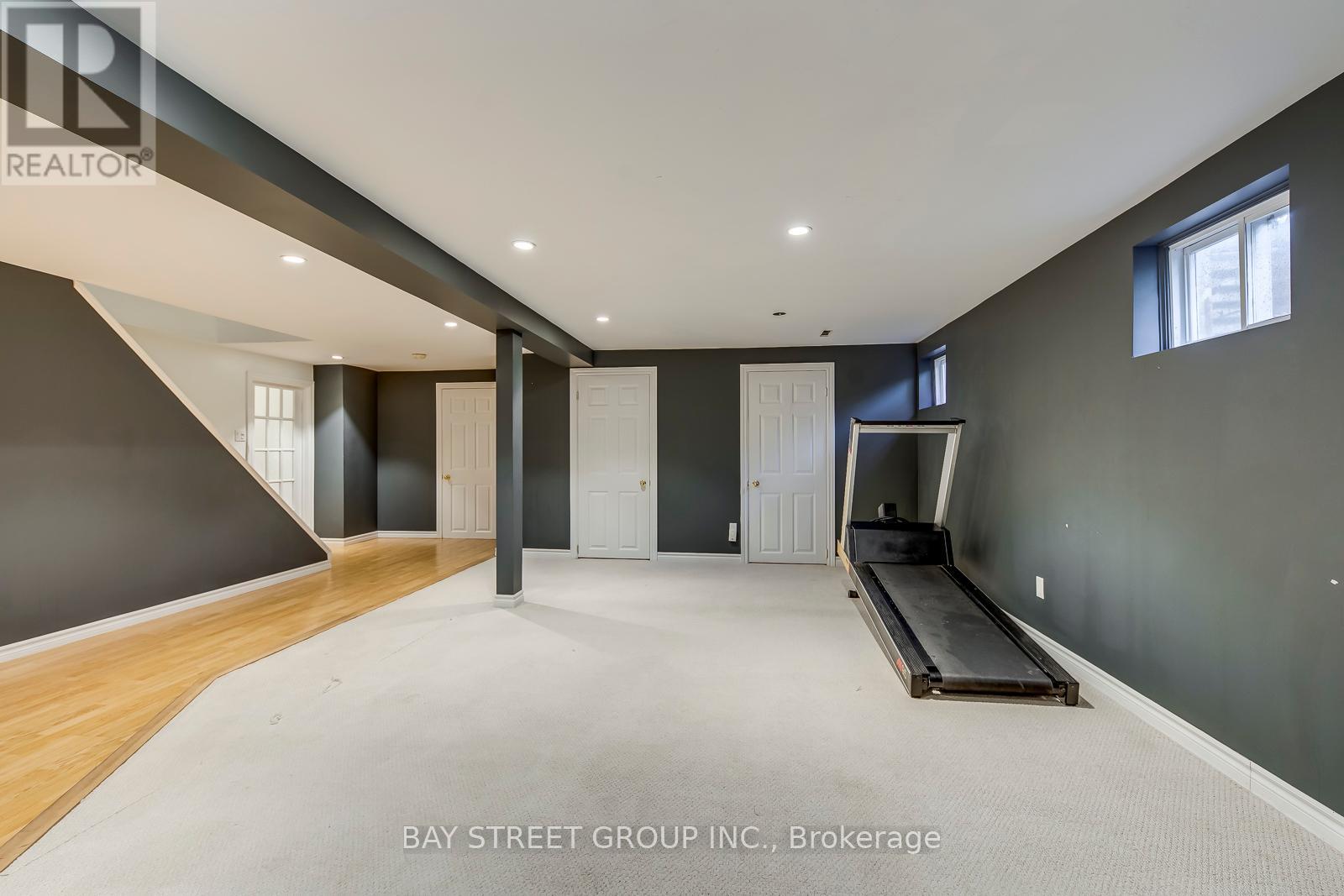 130 All Saints Crescent, Oakville, Ontario  L6J 5Y7 - Photo 38 - W12152916