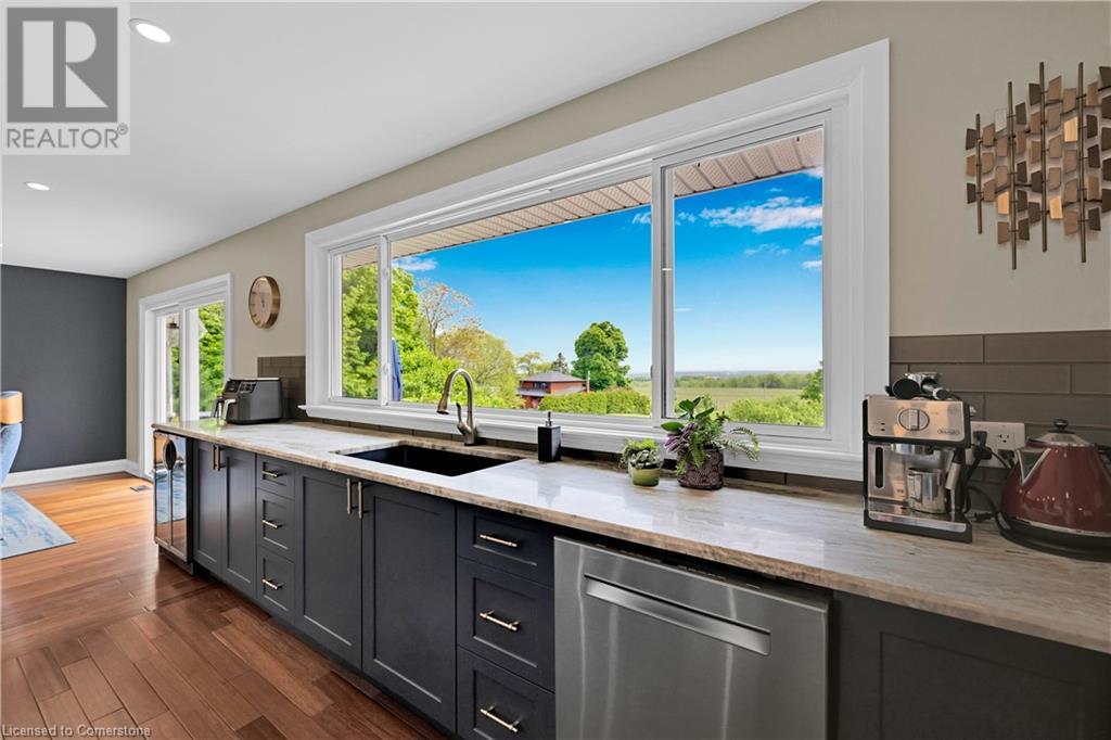 4030 Mountainview Road, Beamsville, Ontario  L3J 2C8 - Photo 18 - 40738403